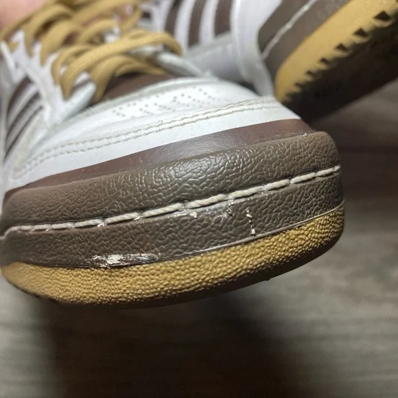 VGUC M&M's x adidas Forum '84 Low 'Brown' Colorway - Picture 10 of 11